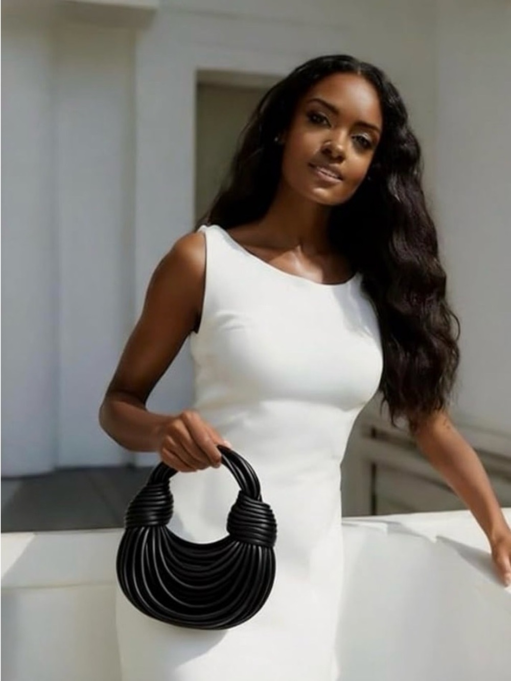 ✨ NWT Black Knot “Noodle” Vegan Leather Mini Bag ✨ - Picture 5 of 5